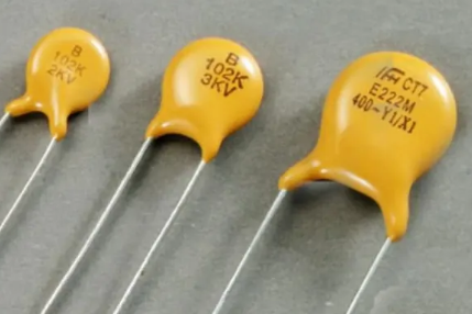 瓷介电容分不分正负